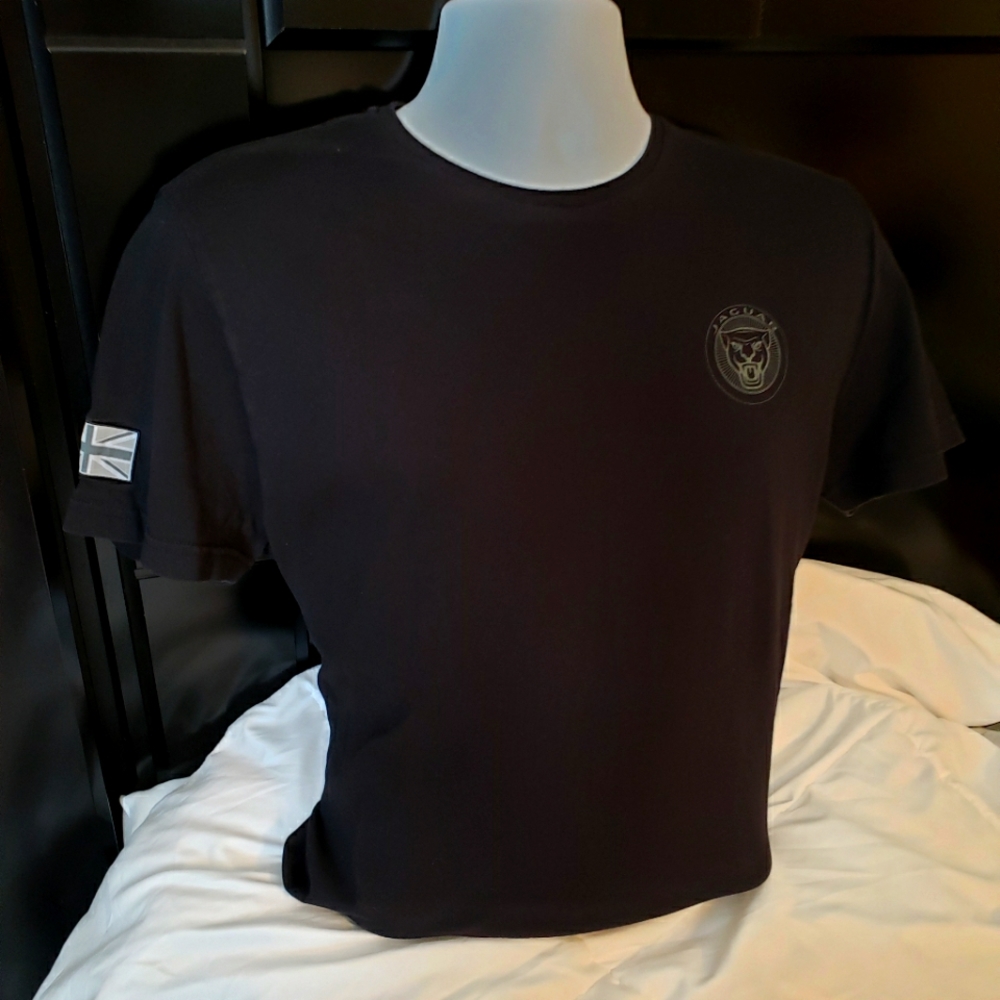 Men's Large Jaguar Growler shirt Black